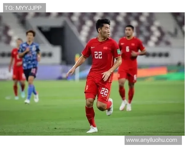 足球明星赛场意外走光引热议内裤曝光成焦点引发球迷热讨论 足球明星赛场意外走光引热议内裤曝光成焦点引发球迷热讨论