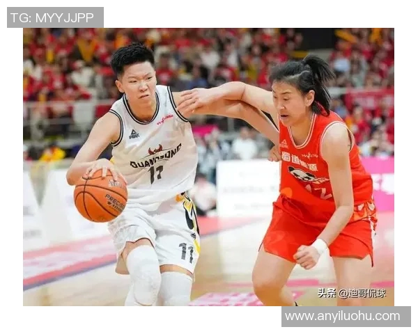 广州篮球队灵活性排名第三展现出色团队配合与战术执行能力 广州篮球队灵活性排名第三展现出色团队配合与战术执行能力