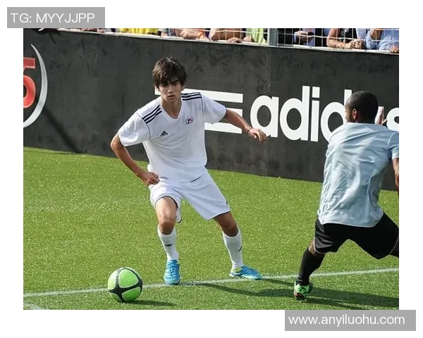 足球明星祖巴茨的传奇之路与辉煌成就全解析