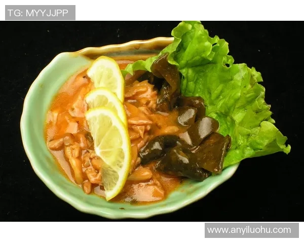 足球明星们的美食情缘揭秘：他们最爱的美味佳肴与独特饮食习惯